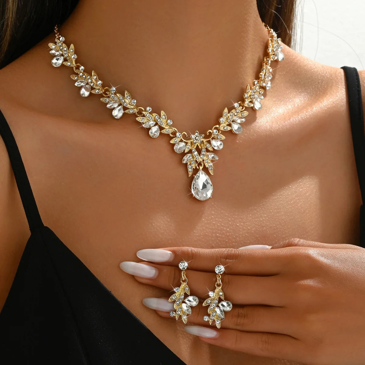 2025 Fashion Jewelry Set for Bridal Necklace Earrings Set Women Crystal Engagement Wedding Banquet Dress Accessories