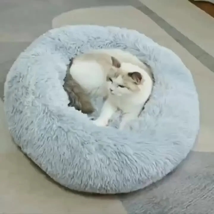 Striped Plush Round Pet Bed – Warm & Cozy for Cats & Dogs, M/L/XL