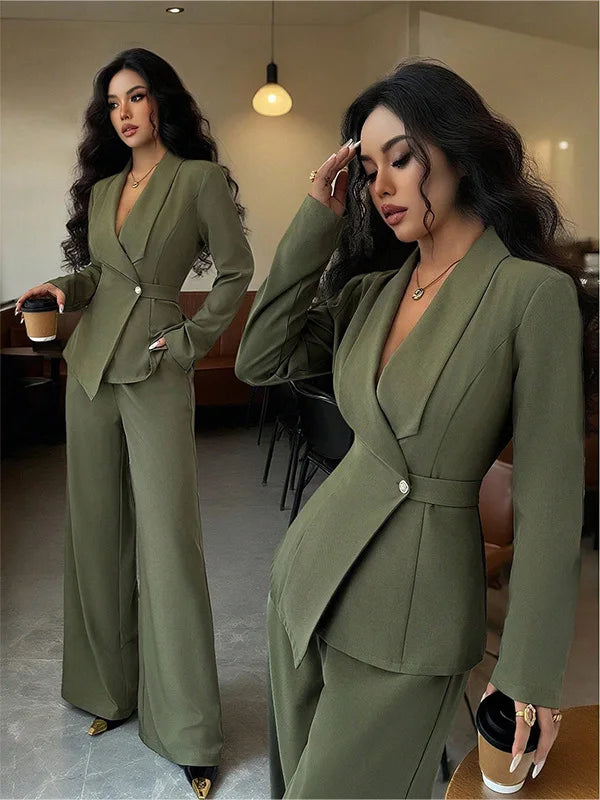 Women's 2-Piece Blazer & Straight-Leg Pants Suit